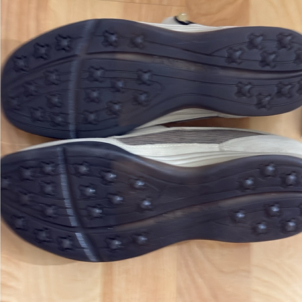 Lands End Mary Jane Trekker Comfort flat woman’s shoes 9 1/2 B NWT - Picture 13 of 16